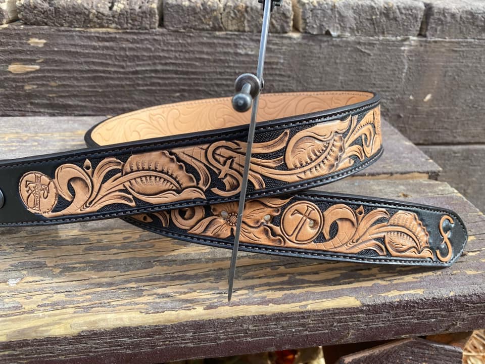 laser engraving leather belt