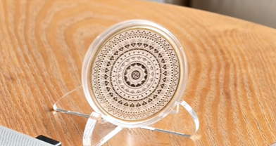 Commemorative coins